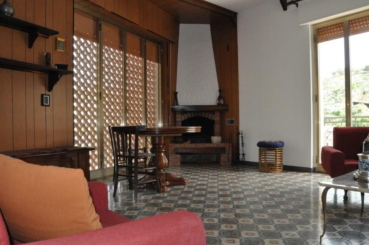モーディカ Casa Fontanaヴィラ エクステリア 写真