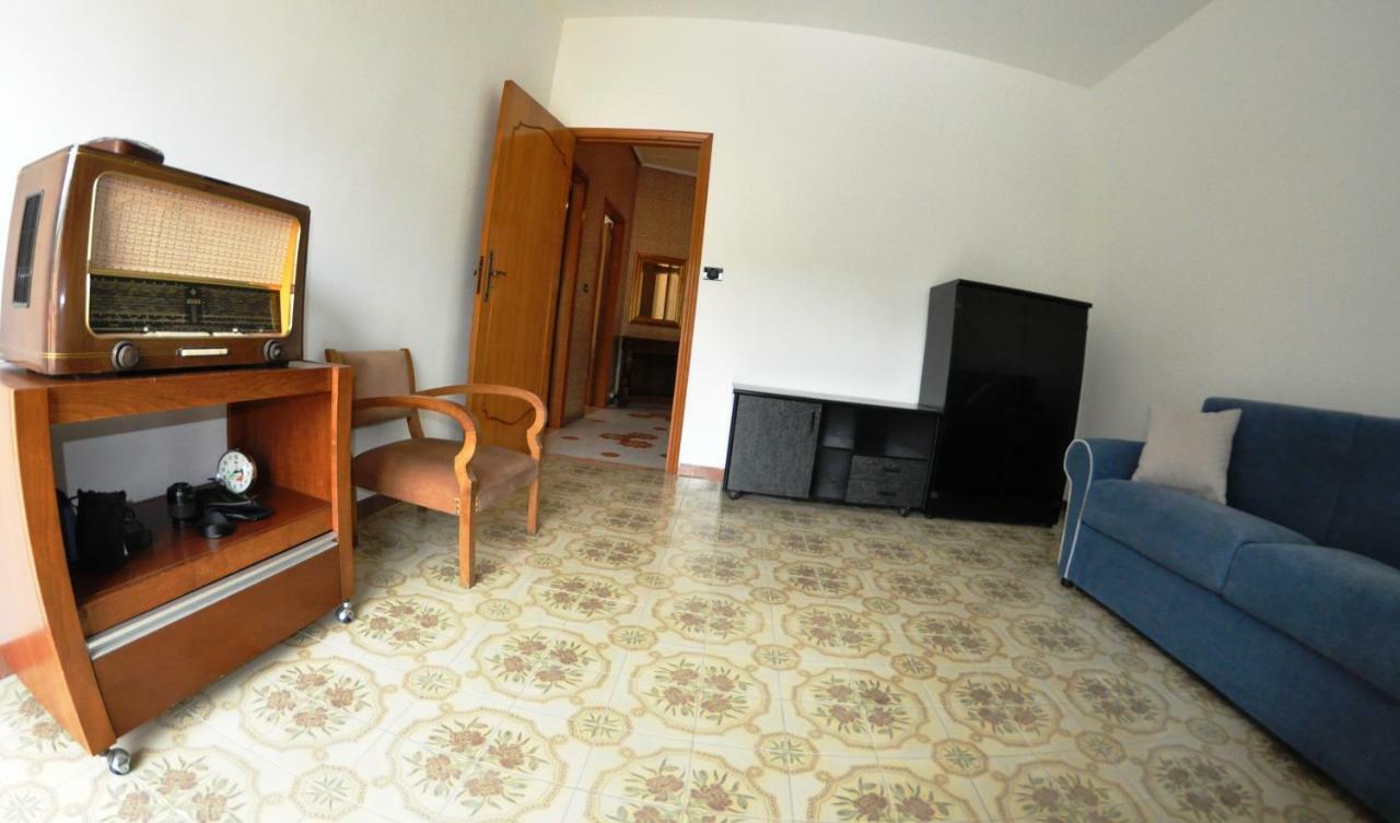 モーディカ Casa Fontanaヴィラ エクステリア 写真