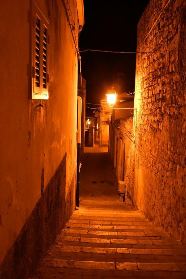 モーディカ Casa Fontanaヴィラ エクステリア 写真